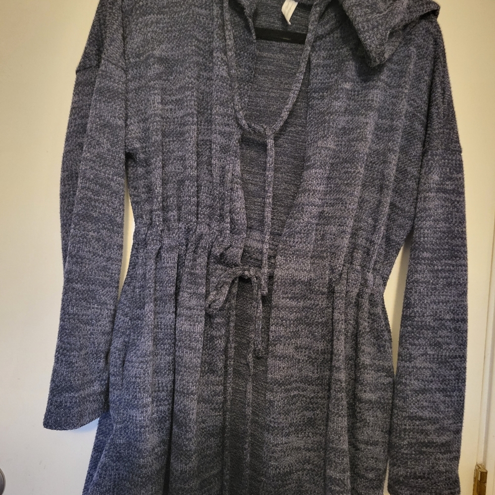 Flamingo Urban Navyblue hoode tie front sweater, size Large, very good condition